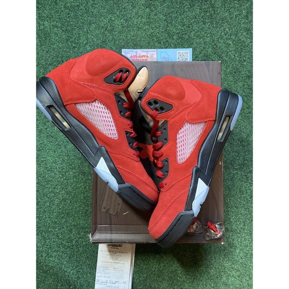 Size 8.5 - Jordan 5 Retro Raging Bulls 2021 main image 4